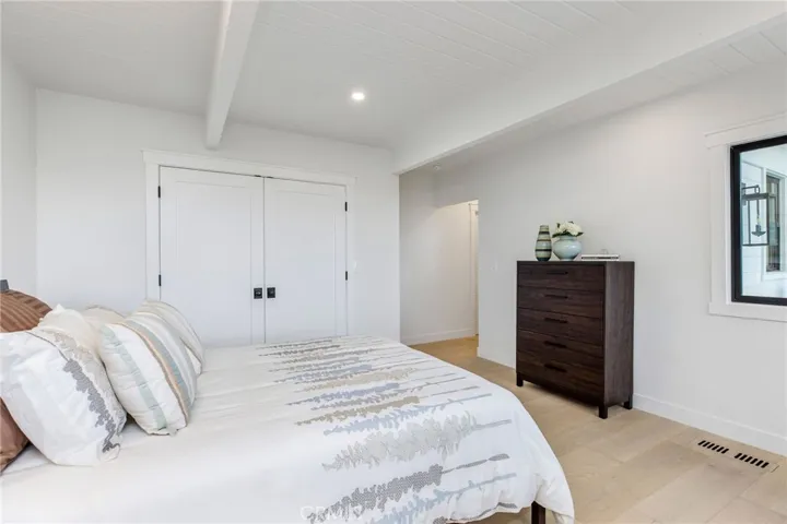 5353 Middlecrest Road, Rancho Palos Verdes, California 90275