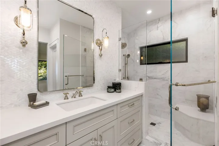 5353 Middlecrest Road, Rancho Palos Verdes, California 90275