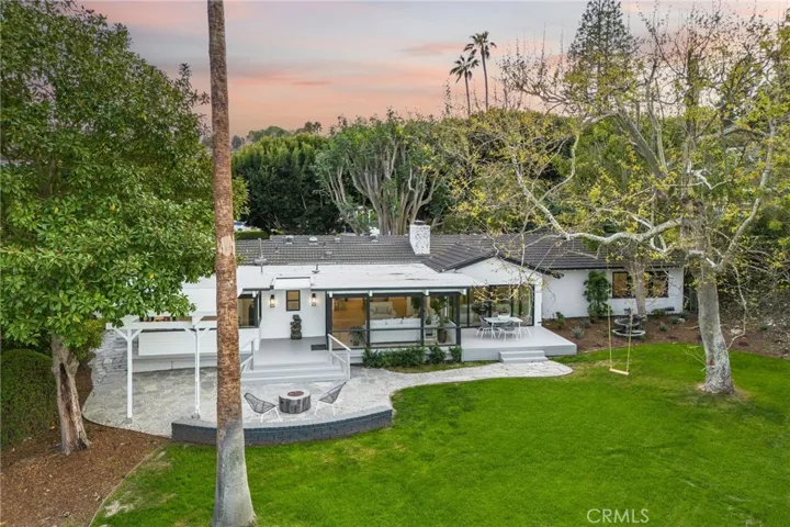 5353 Middlecrest Road, Rancho Palos Verdes, California 90275