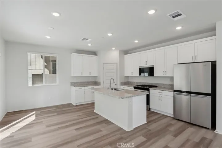 29527 Via Cosecha, Temecula, California 92591