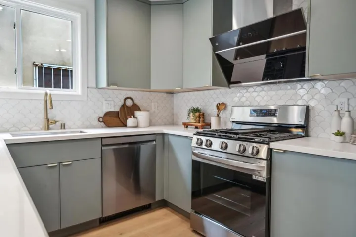 382 Northaven Drive, Daly City, California 94015