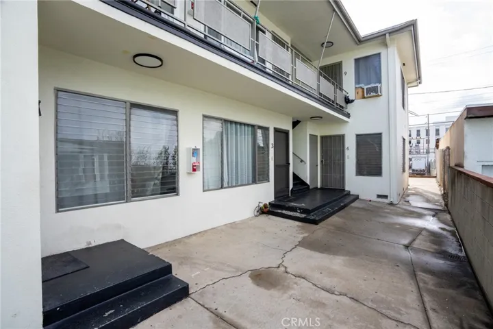 5322 Virginia Avenue, Los Angeles, California 90029