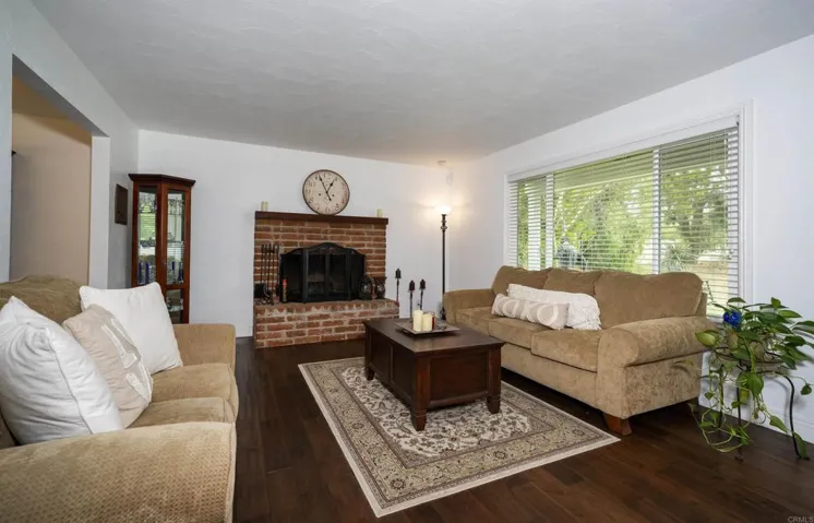 2675 Foothill Dr, Vista, California 92084