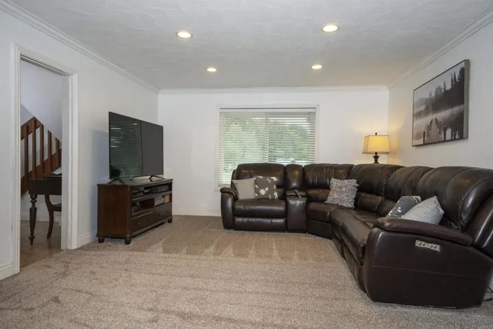 2675 Foothill Dr, Vista, California 92084