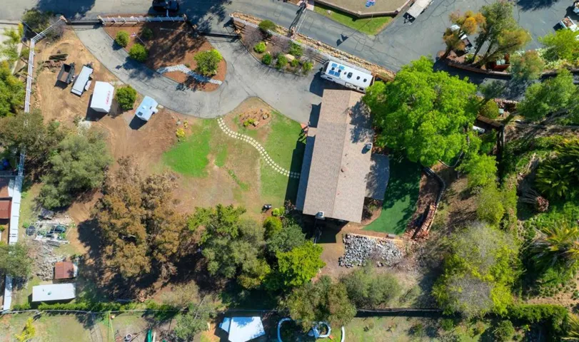 2675 Foothill Dr, Vista, California 92084