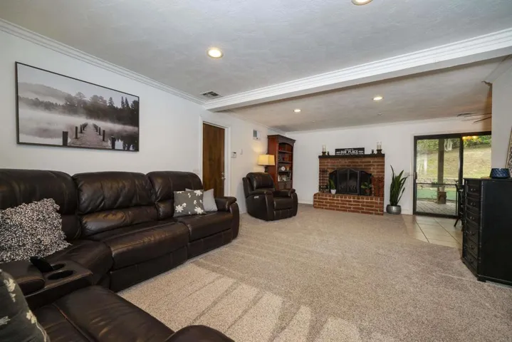 2675 Foothill Dr, Vista, California 92084