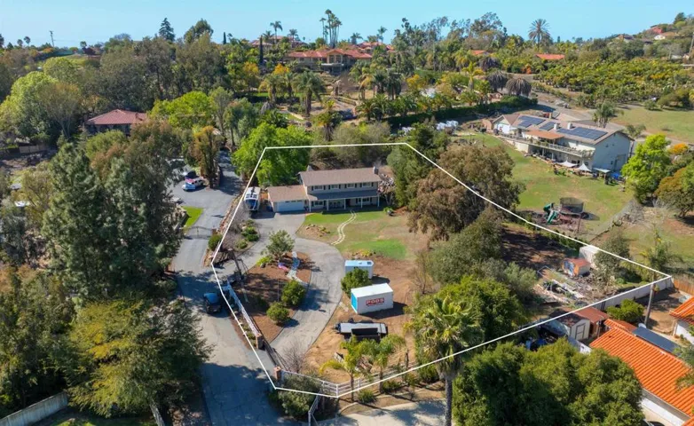 2675 Foothill Dr, Vista, California 92084