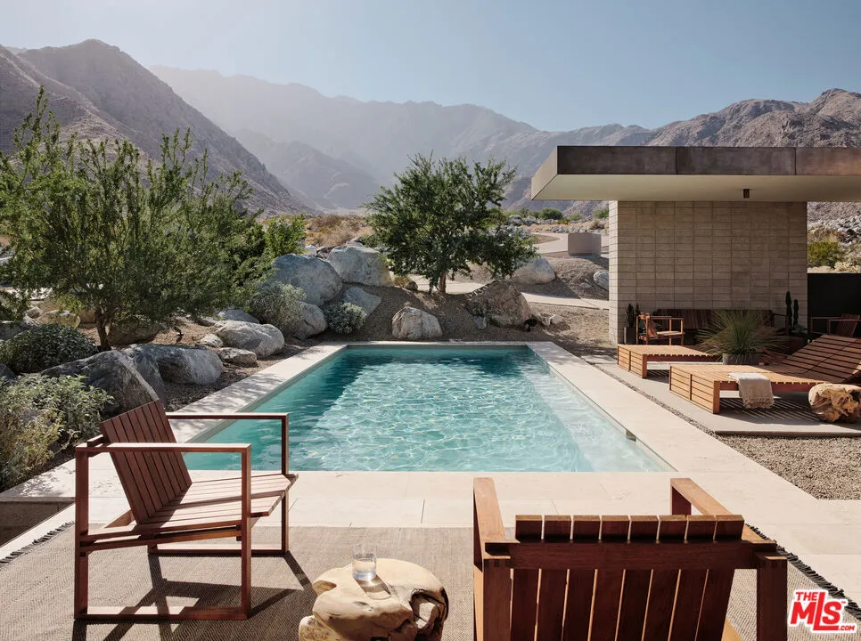 2212 Winter Sun Drive, Palm Springs, California 92262 home-pic-5