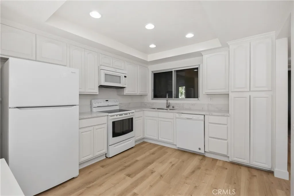 4012 Calle Sonora Oeste 1b, Laguna Woods, California 92637, 2 Bedrooms Bedrooms, ,2 BathroomsBathrooms,Residential,For Sale,Calle Sonora Oeste,OC25049789