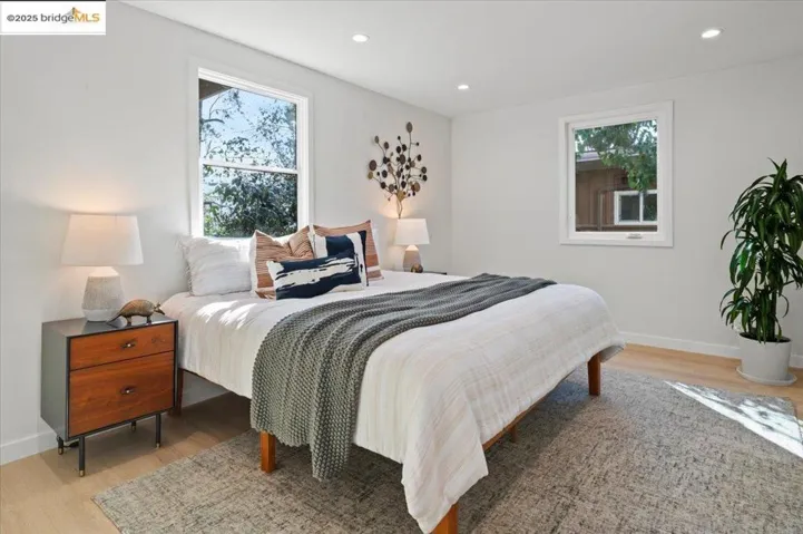 38 Chatsworth Court, Oakland, California 94611