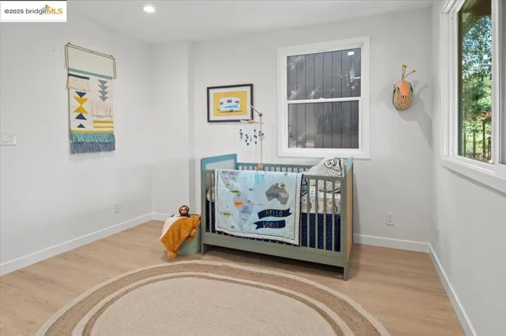 38 Chatsworth Court, Oakland, California 94611