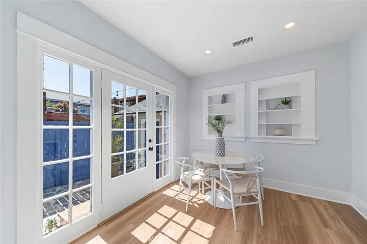 347 Gladys Avenue, Long Beach, California 90814