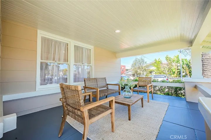 347 Gladys Avenue, Long Beach, California 90814