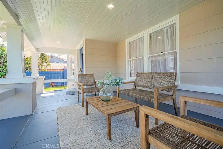 347 Gladys Avenue, Long Beach, California 90814