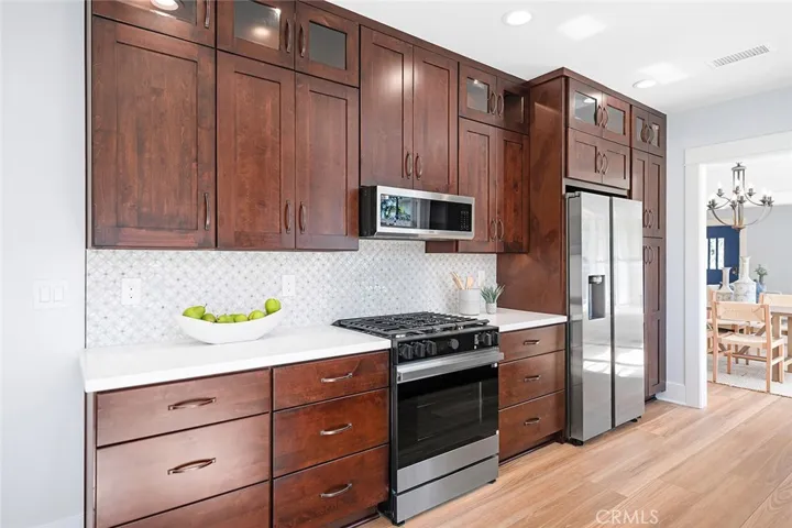 347 Gladys Avenue, Long Beach, California 90814