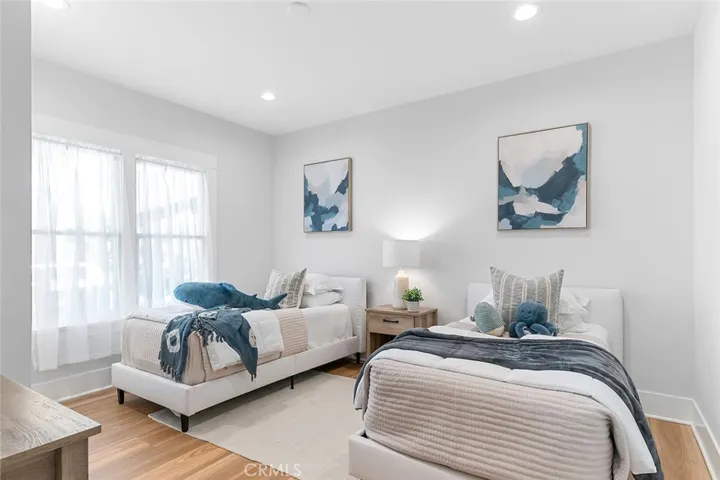 347 Gladys Avenue, Long Beach, California 90814