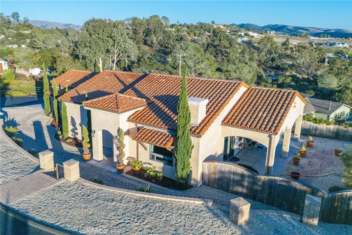 515 Windermere Lane, Arroyo Grande, California 93420