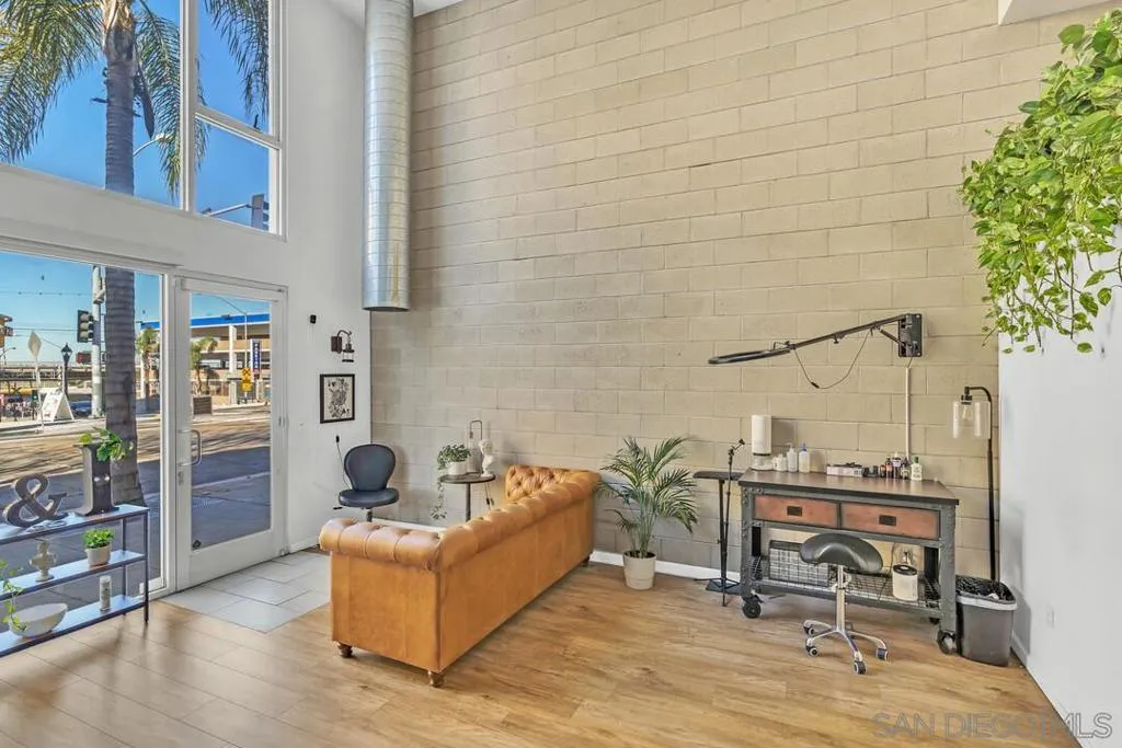 1st floor living/office space.