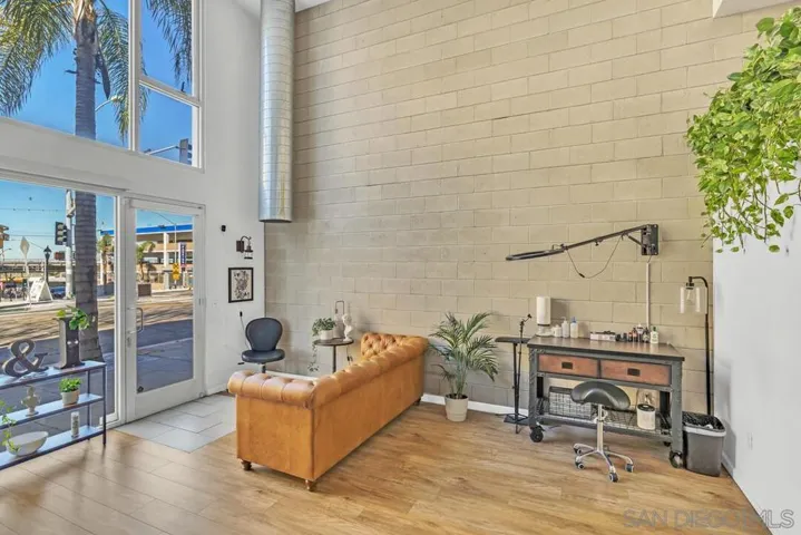 1st floor living/office space.