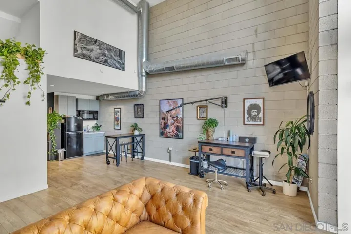 1st floor living/office space.