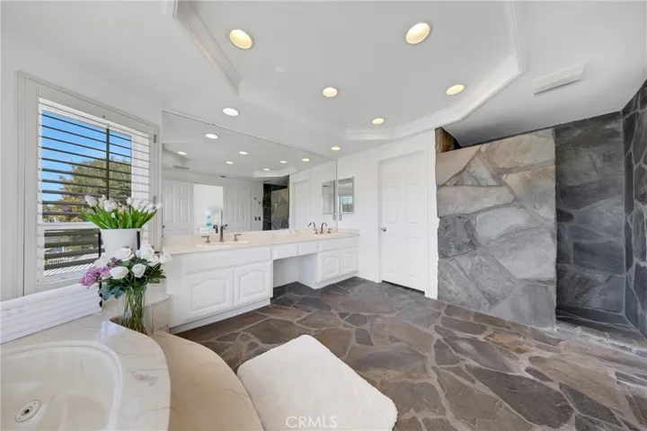 5377 Via Morena, Yorba Linda, California 92886