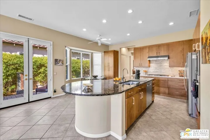 109 Shoreline Drive, Rancho Mirage, California 92270
