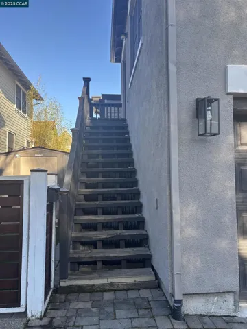 1129 Promenade St, Hercules, California 94547