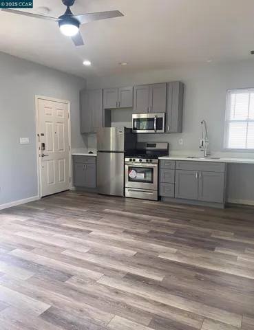1129 Promenade St, Hercules, California 94547