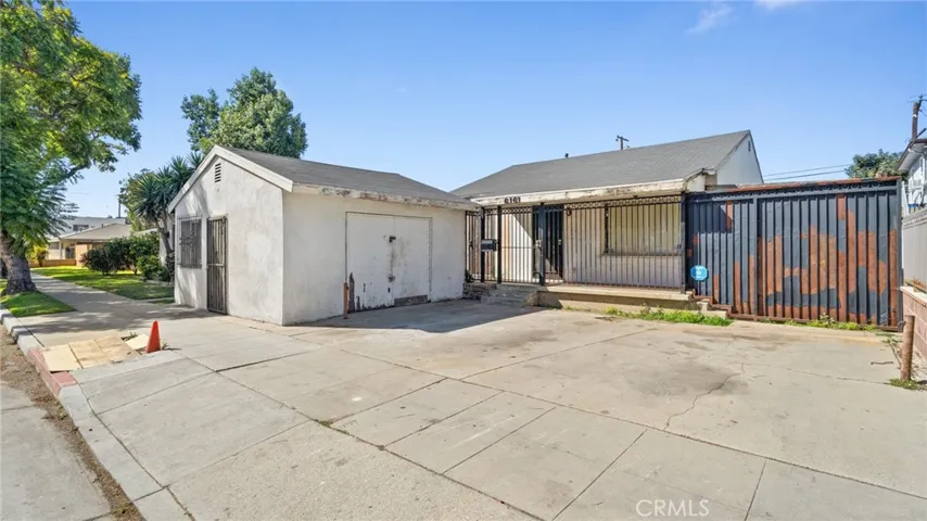 6161 Orange Avenue, Long Beach, California 90805