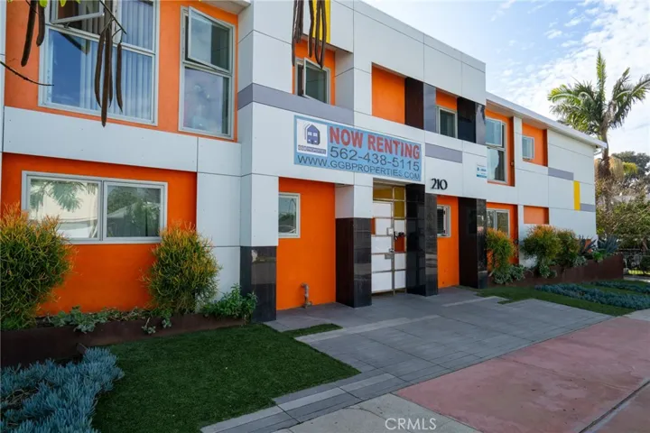 210 E 29th Street, Long Beach, California 90806