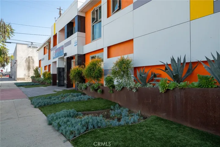 210 E 29th Street, Long Beach, California 90806