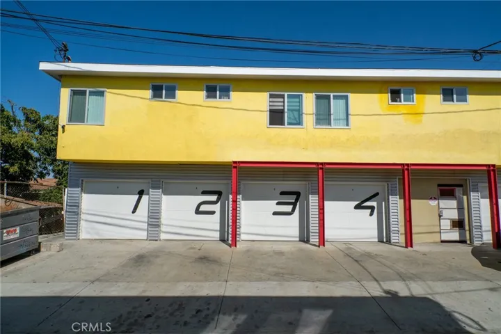 210 E 29th Street, Long Beach, California 90806