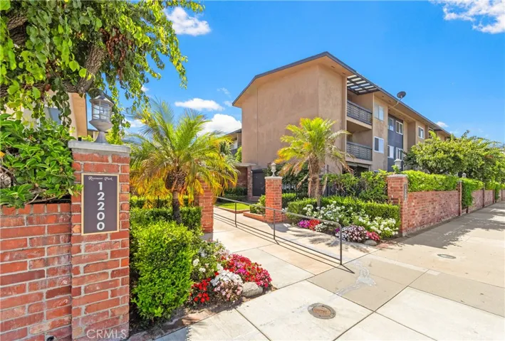 12200 Montecito Rd D212, Seal Beach, California 90740