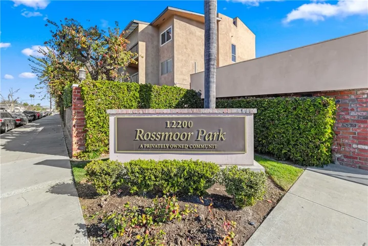 12200 Montecito Rd D212, Seal Beach, California 90740