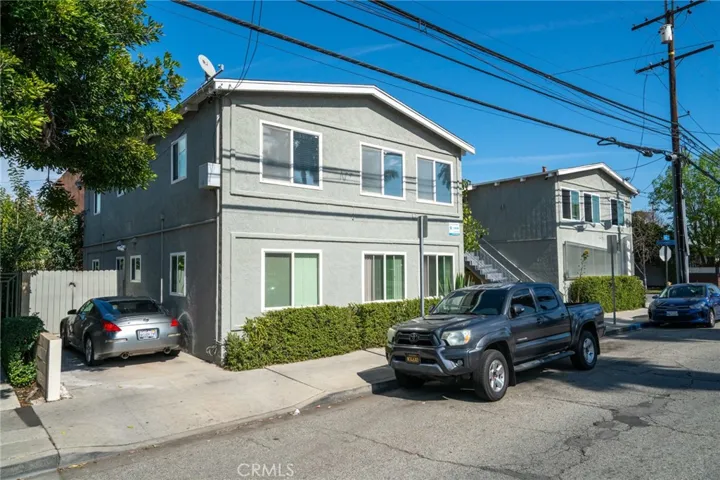 3243 E 10th Street, Long Beach, California 90804