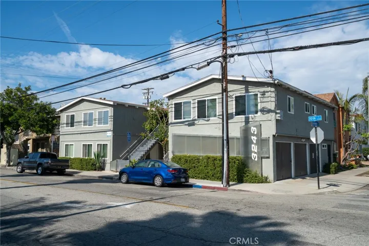 3243 E 10th Street, Long Beach, California 90804