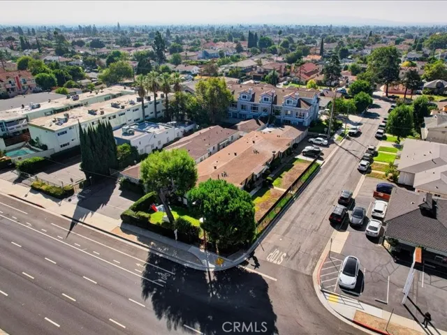 Ariel view at corner of Huntington Drive and Jackson Place