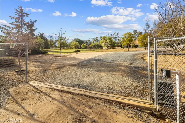 16710 Chocolate Lily Lane, Perris, California 92570