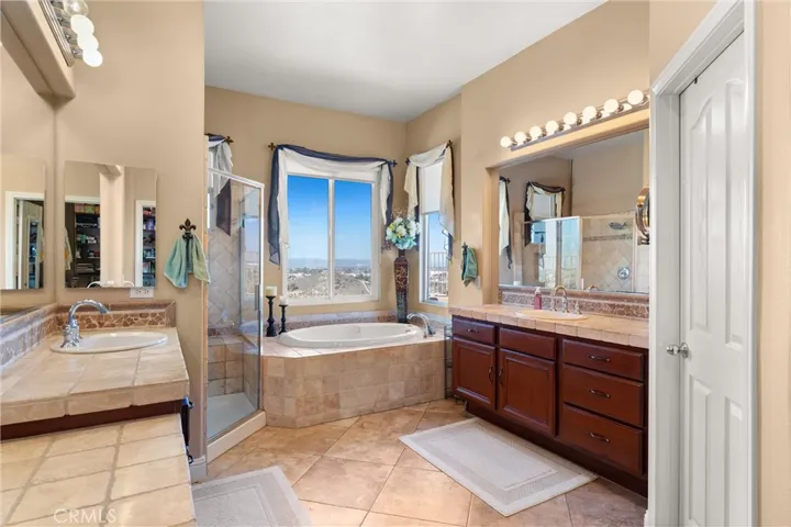 1124 Thoroughbred Lane, Norco, California 92860