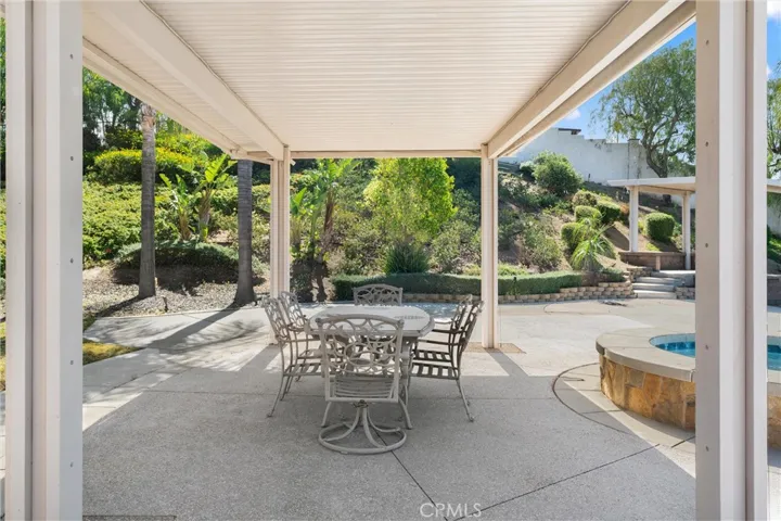 1124 Thoroughbred Lane, Norco, California 92860
