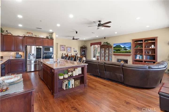 1124 Thoroughbred Lane, Norco, California 92860