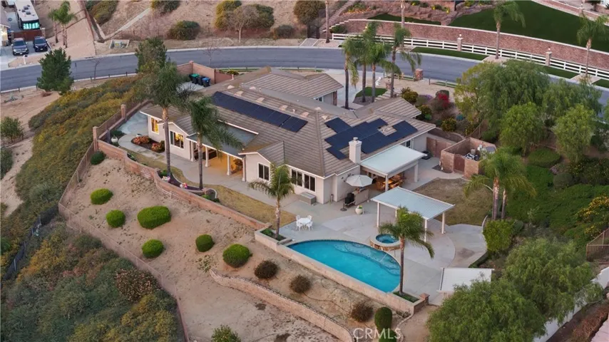 1124 Thoroughbred Lane, Norco, California 92860