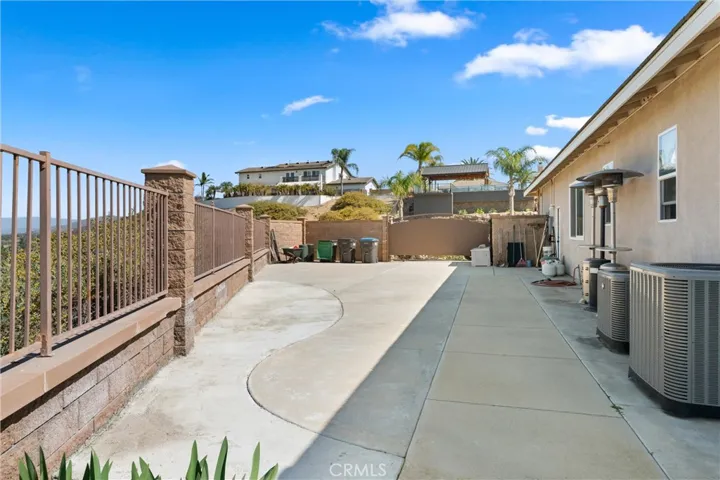 1124 Thoroughbred Lane, Norco, California 92860