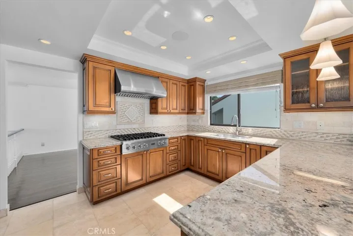 17 Ocean Crest Court, Rancho Palos Verdes, California 90275