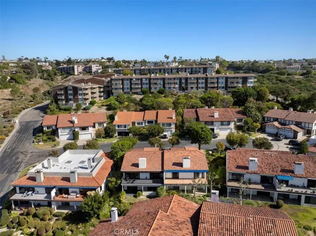 17 Ocean Crest Court, Rancho Palos Verdes, California 90275