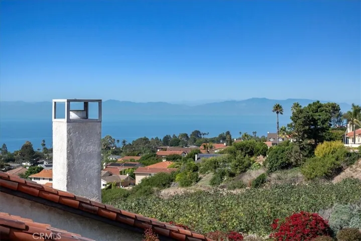 17 Ocean Crest Court, Rancho Palos Verdes, California 90275