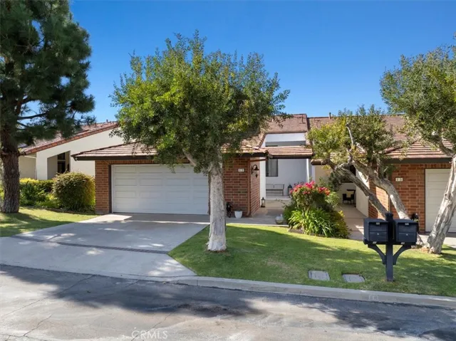 17 Ocean Crest Court, Rancho Palos Verdes, California 90275