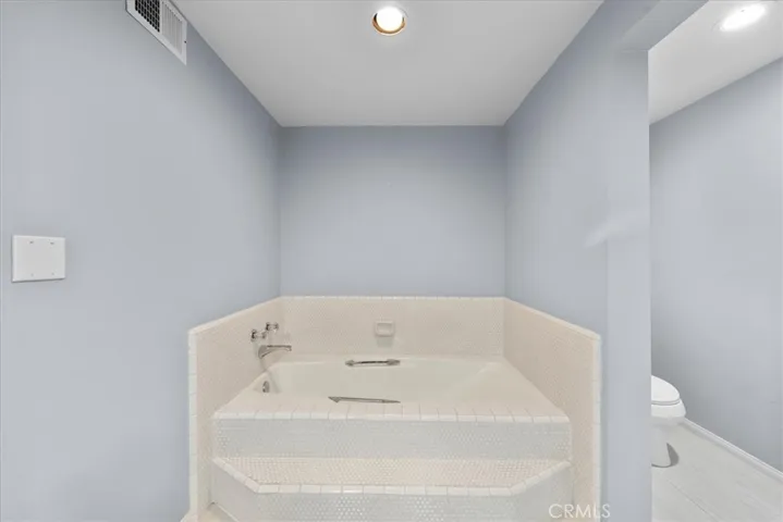 17 Ocean Crest Court, Rancho Palos Verdes, California 90275
