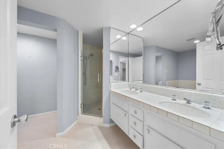 17 Ocean Crest Court, Rancho Palos Verdes, California 90275
