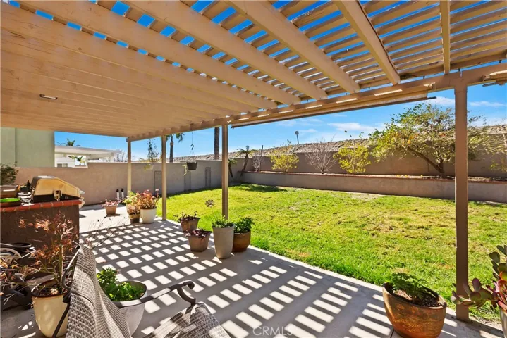 5520 Withers Avenue, Fontana, California 92336
